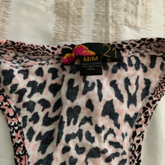 F21 Racerback Tank - Picture 2 of 3